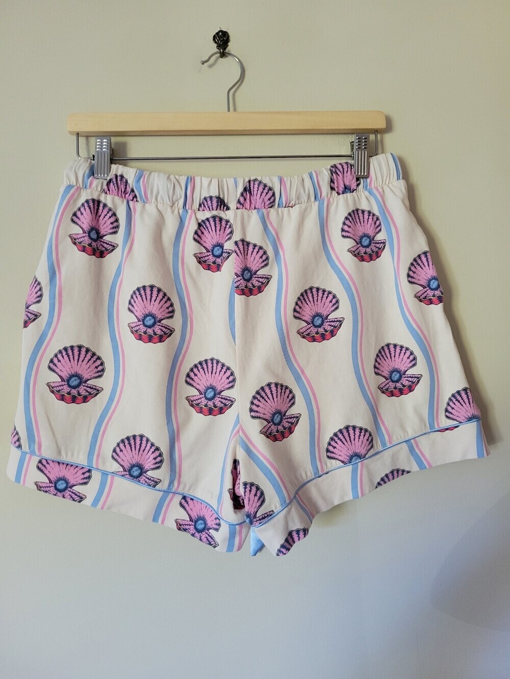 Chelsea Peers White Organic Cotton Pearl Shell Print Short Pyjamas Size Medium - Picture 3 of 7